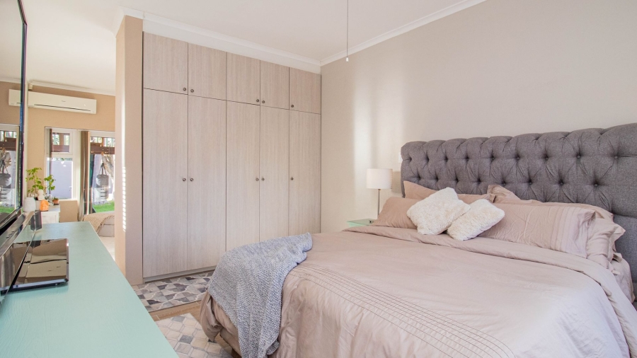 3 Bedroom Property for Sale in Westcliff Western Cape